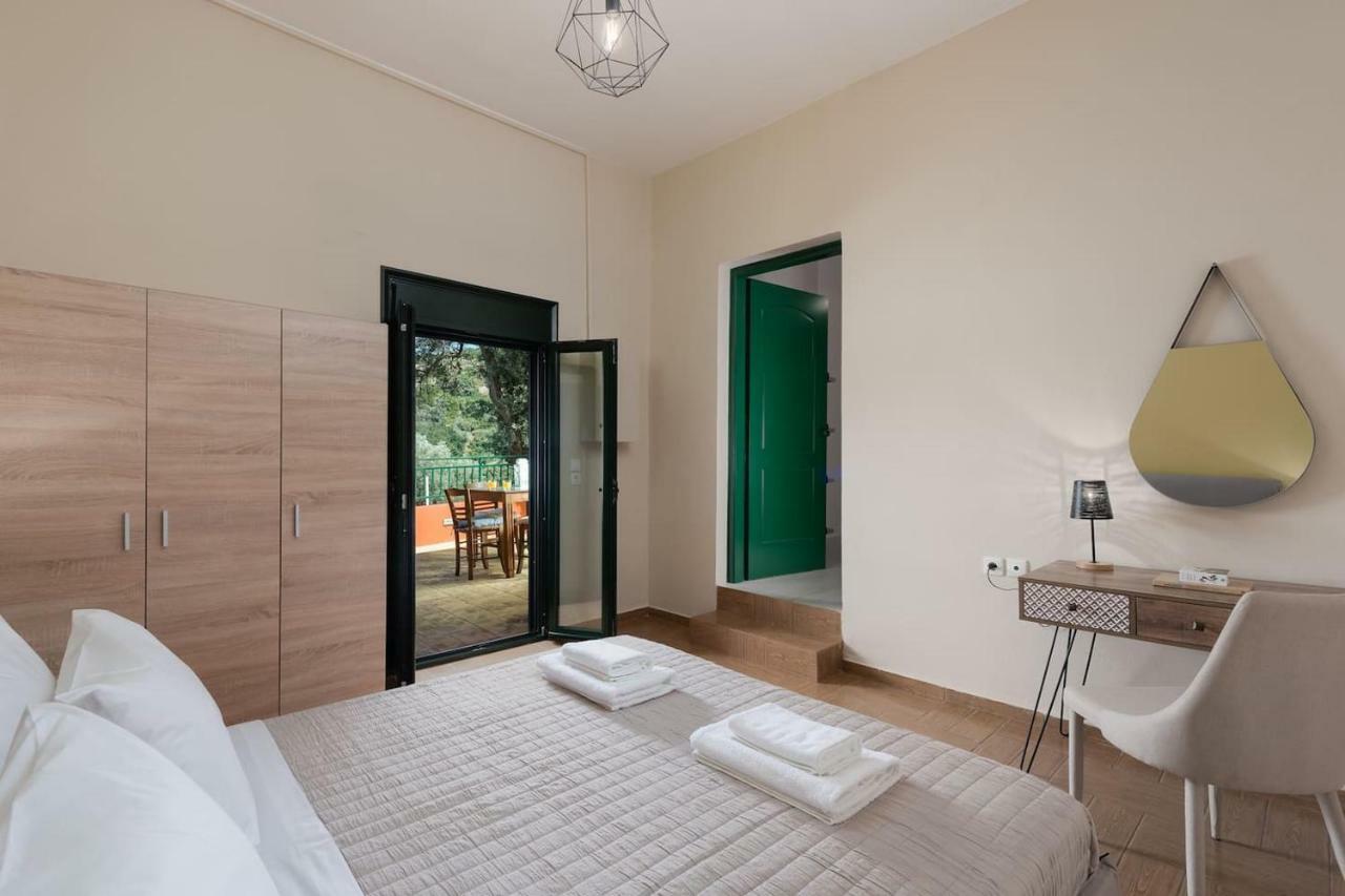 Agapi'S Home Roussospítion Eksteriør bilde